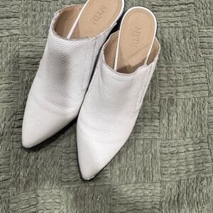 NUDE White Textured Leather Mules
